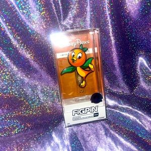 Disney Parks Orange Bird Fig Pin